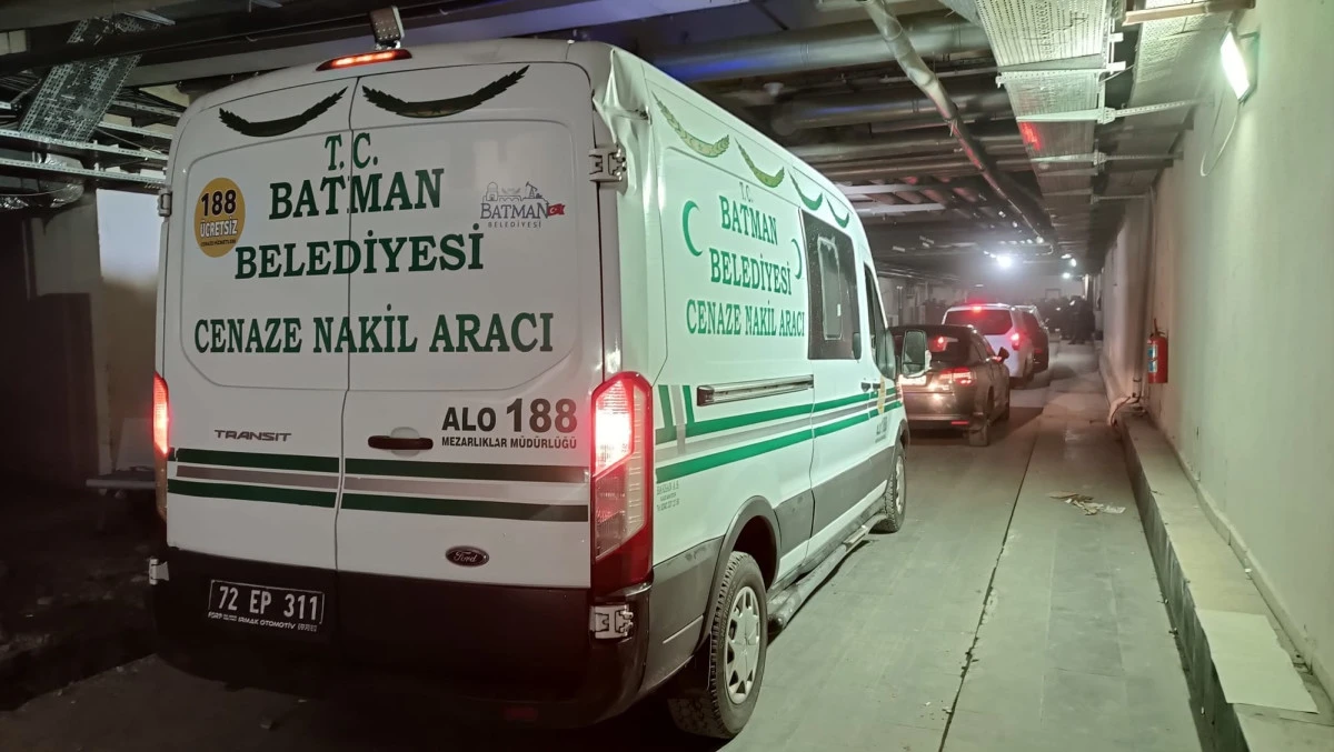17 YAŞINDAKİ GENÇ KENDİ YAŞAMINA SON VERDİ