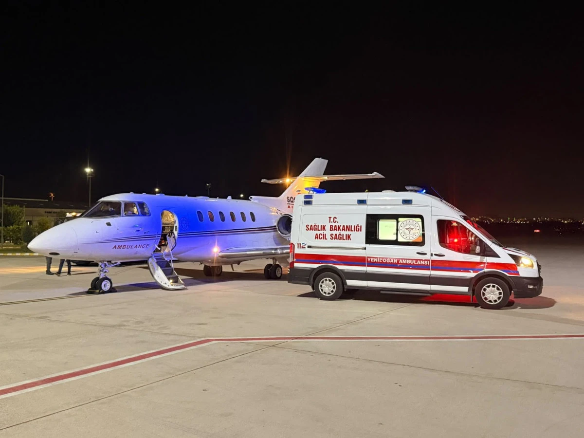 50 G&Uuml;NL&Uuml;K EYL&Uuml;L BEBEK, BATMAN HAVALİMANI&rsquo;NDAN AMBULANS U&Ccedil;AKLA KONYA&rsquo;YA SEVK EDİLDİ