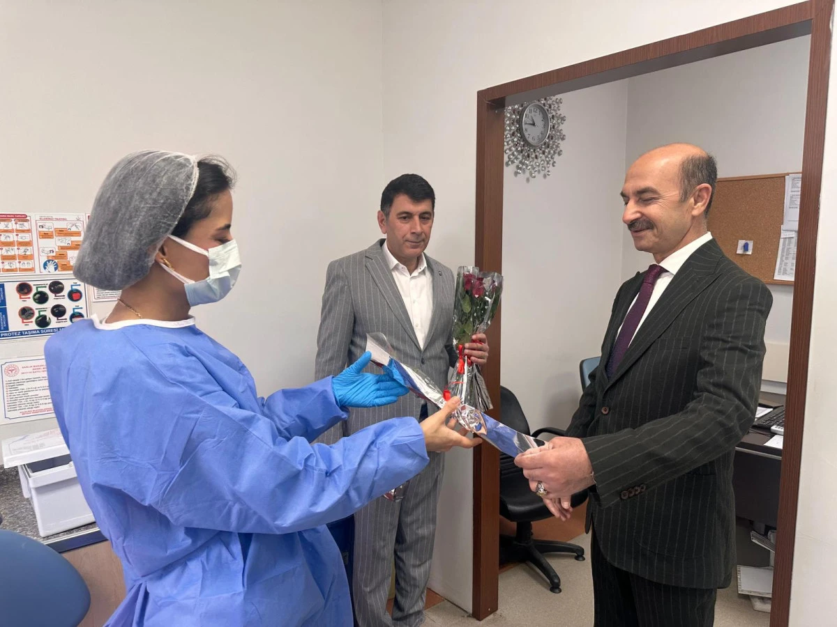 AK PARTİ'DEN DİŞ HEKİMLERİNE ANLAMLI ZİYARET