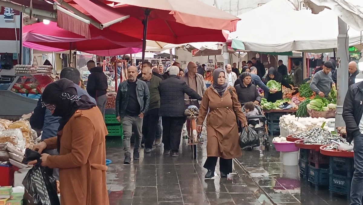 ALO TEVŞO PAZARI&rsquo;NDA RAMAZAN BEREKETİ