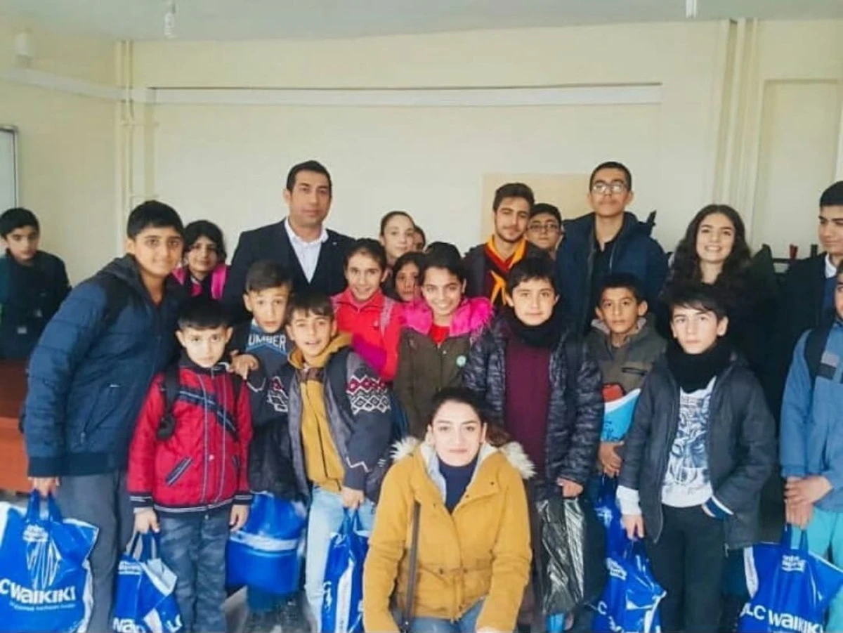 ANAVATAN PARTİLİ T&Uuml;Z&Uuml;N&rsquo;DEN OTİZM G&Uuml;N&Uuml;&rsquo;NDE EMPATİ &Ccedil;AĞRISI