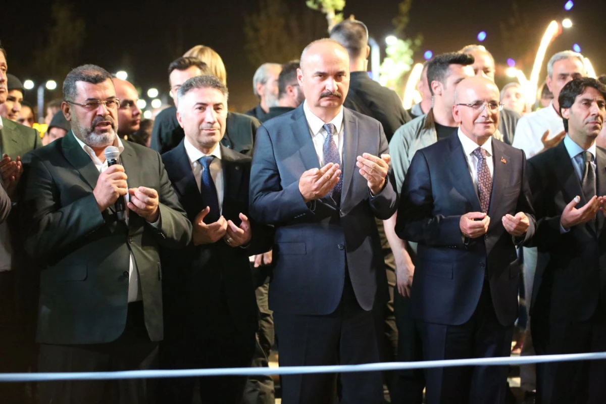 BAKAN ŞİMŞEK BATMAN'DA,"MUAZZAM BİR HİZMET FIRTINASI VAR"