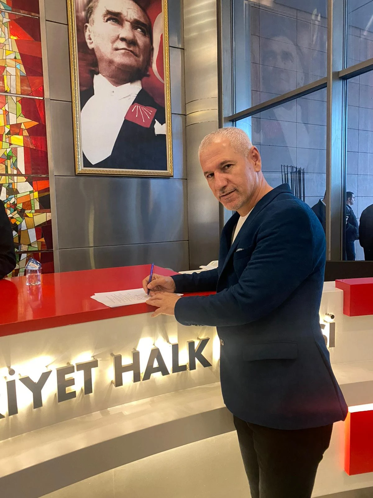 BARLIK, CHP PARTİ MECLİSİ ÜYELİĞİNE ADAYLIĞINI AÇIKLADI