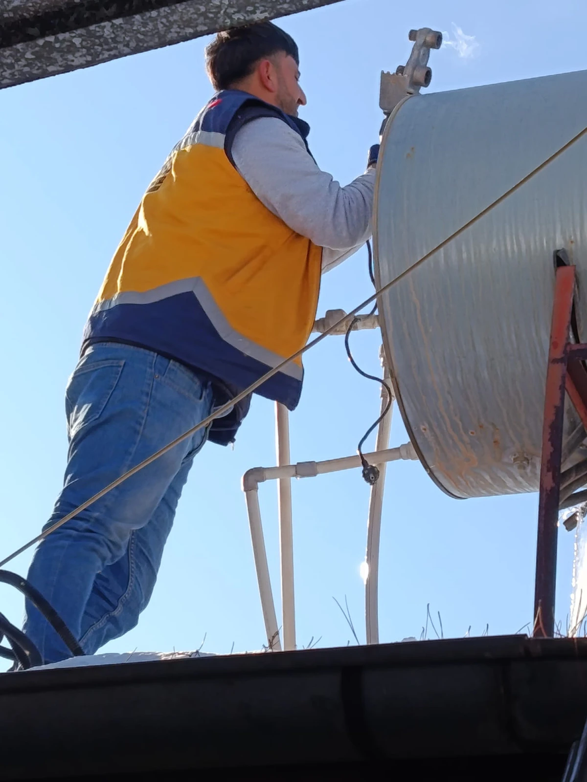 BATMAN BELEDİYESİ&rsquo;NDEN SOĞUK HAVA &Ouml;NLEMLERİ