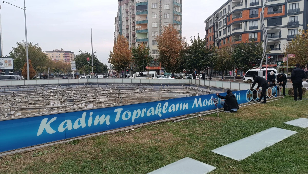 BATMAN DÖRTYOL KAVŞAĞI'NA ESTETİK DOKUNUŞ: 'KADİM TOPRAKLARIN MODERN ŞEHRİ' YAZISI YENİLENDİ