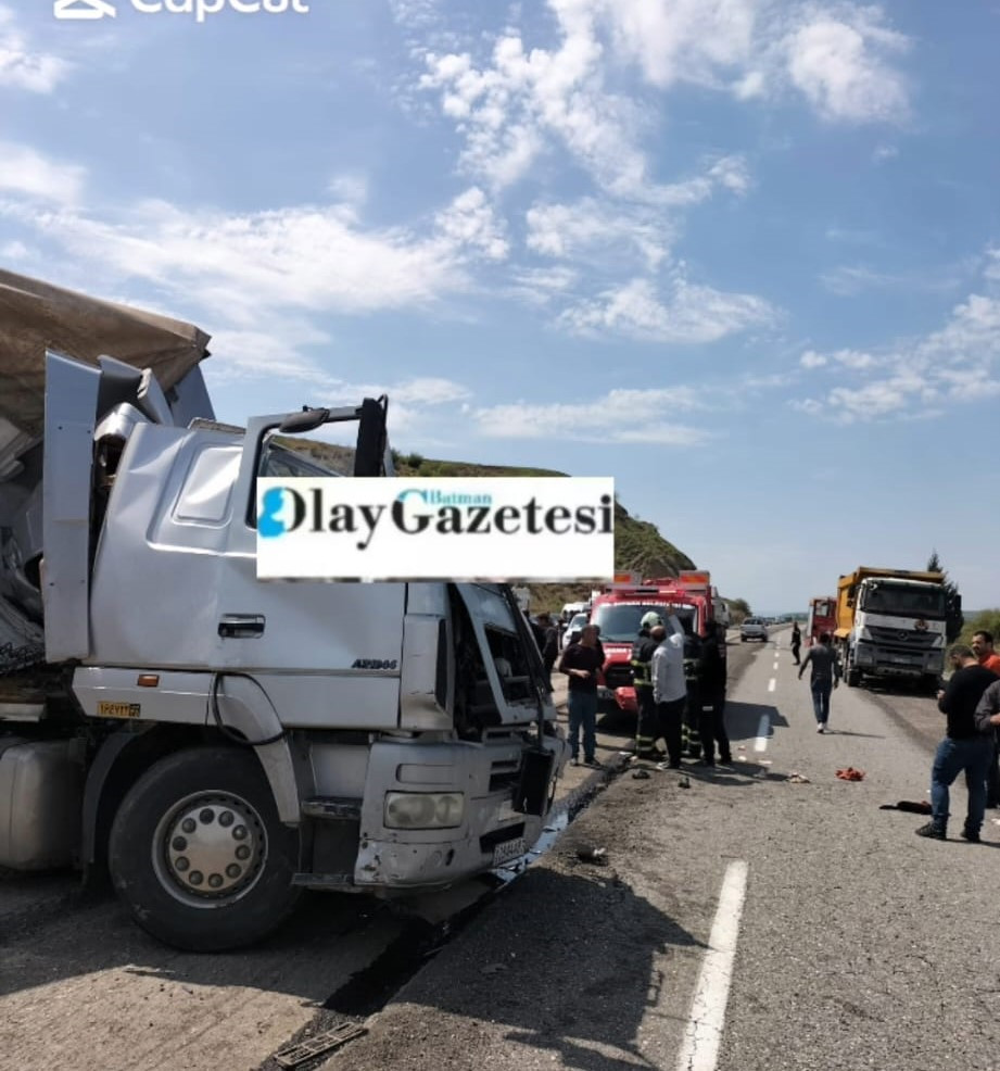 BATMAN - KOZLUK KARAYOLUNDA TIR KAZASI: 1 ÖLÜ, 1 YARALI