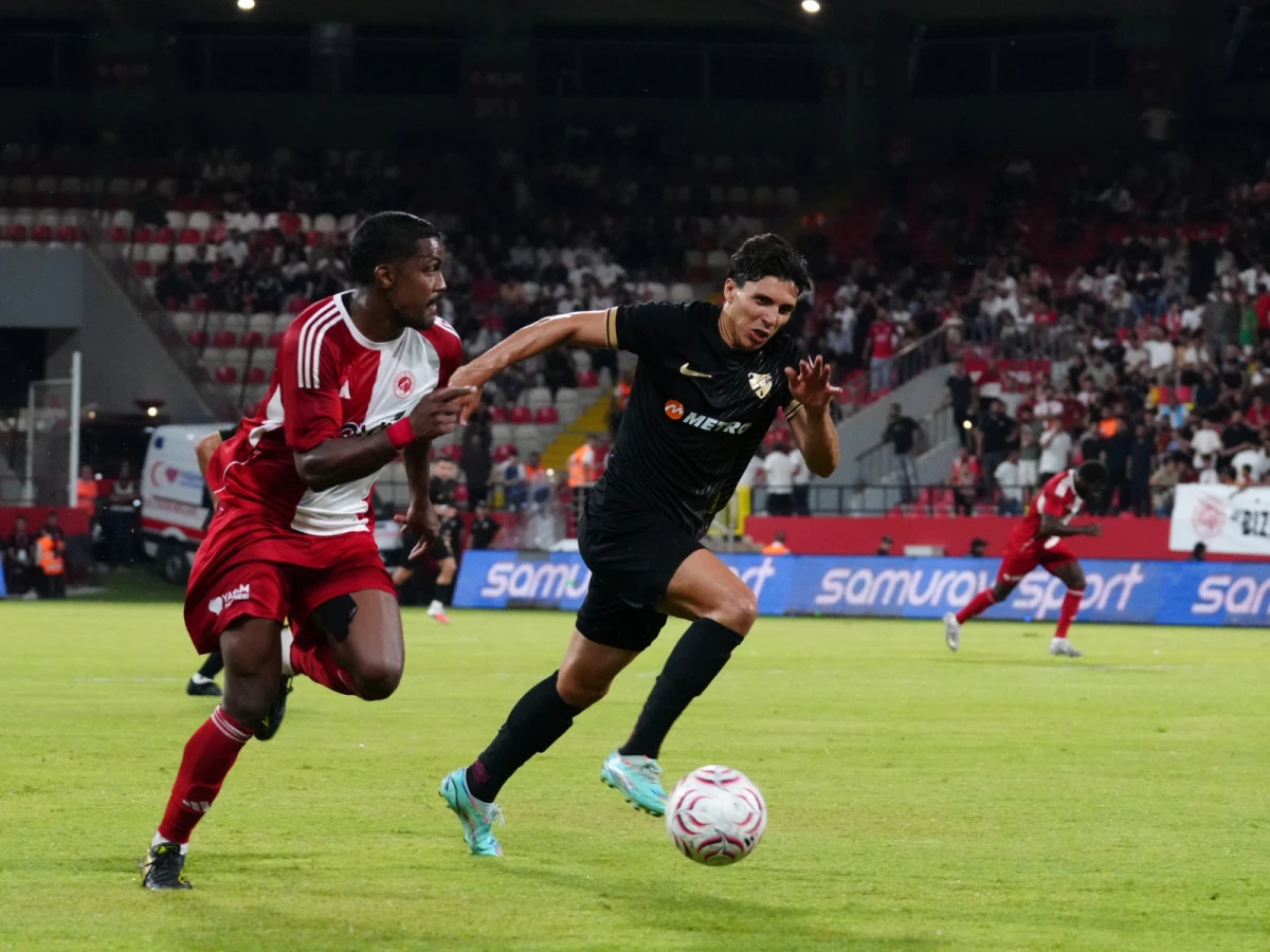 BATMAN PETROLSPOR BOLUSPOR&rsquo;U 2-0 MAĞLUP EDEREK SEZONUN İLK GALİBİYETİNİ ALDI