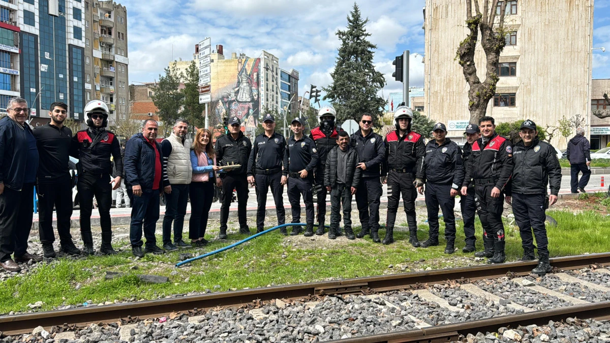 Batman Polisine tatlı s&uuml;rpriz