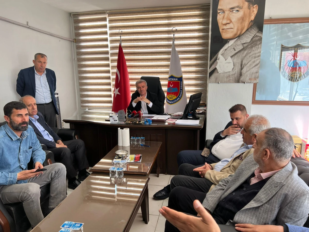Batman Şof&ouml;rler Odası&rsquo;nın Yeni Cenaze Aracı Tanıtıldı