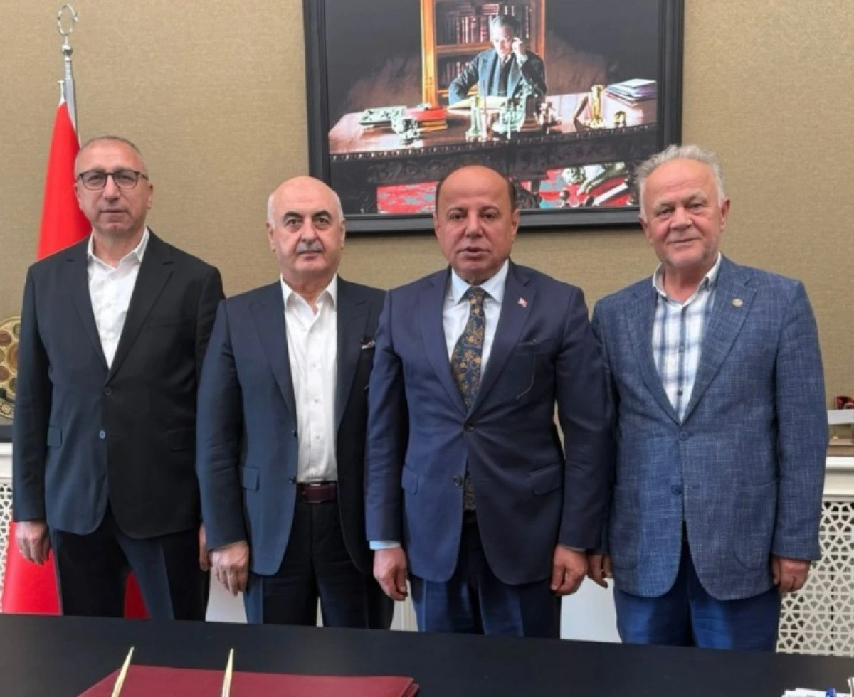 BATMAN VAKFI ANKARA VALİ YARDIMCISI SEVGİLİYİ ZİYARET ETTİ