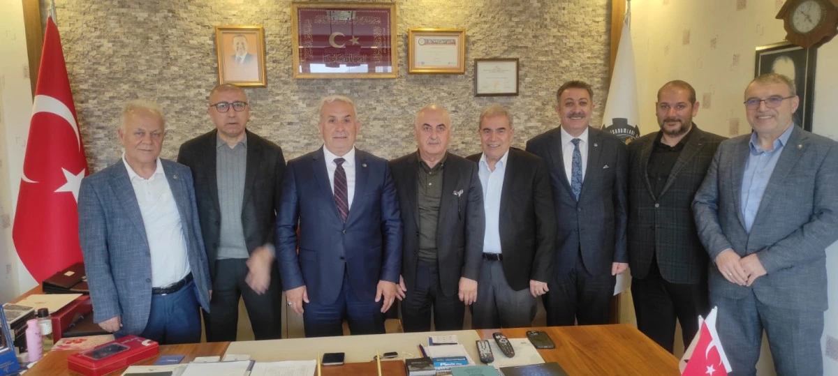 BATMAN VAKFI&rsquo;NDAN T&Uuml;MORSİAD&rsquo;A ZİYARET