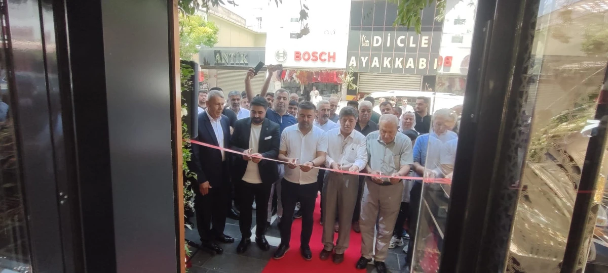 BATMAN’DA “ALTINÖRGÜ KUYUMCUSU” HİZMETE AÇILDI
