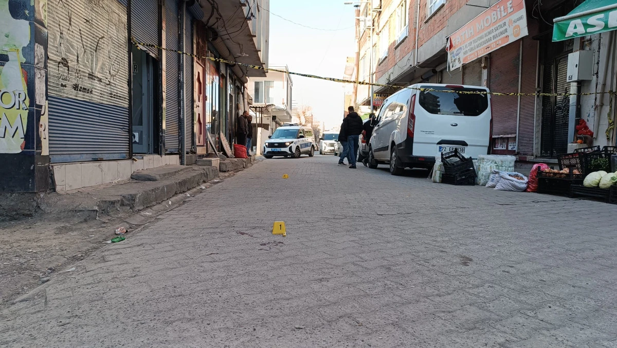 BATMAN&rsquo;DA BI&Ccedil;AKLI KAVGA: 2 YARALI