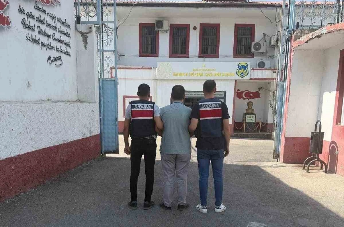 BATMAN&rsquo;DA HAKLARINDA KESİNLEŞMİŞ HAPİS CEZASI BULUNAN 38 ŞAHIS YAKALANDI