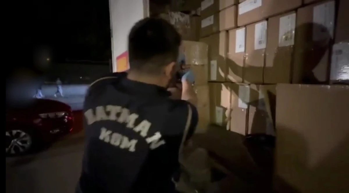 BATMAN’DA KAÇAK ELEKTRONİK SİGARA OPERASYONU: 2 BİN 100 ADET ELE GEÇİRİLDİ