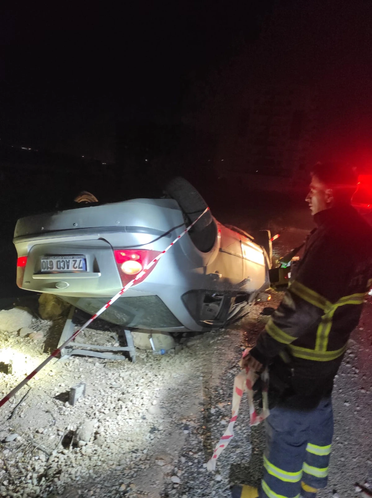 BATMAN'DA KONTROLDEN ÇIKAN OTOMOBİL TAKLA ATTI: 1 YARALI haberi, kilis kent haber, asayiş