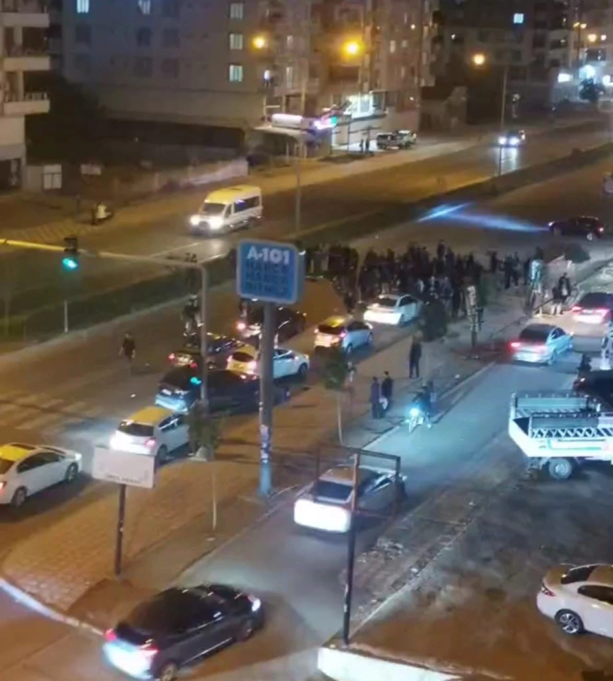 BATMAN'DA MOTOSİKLET KAZASI: 25 YAŞINDAKİ GENÇ KIZ HAYATINI KAYBETTİ