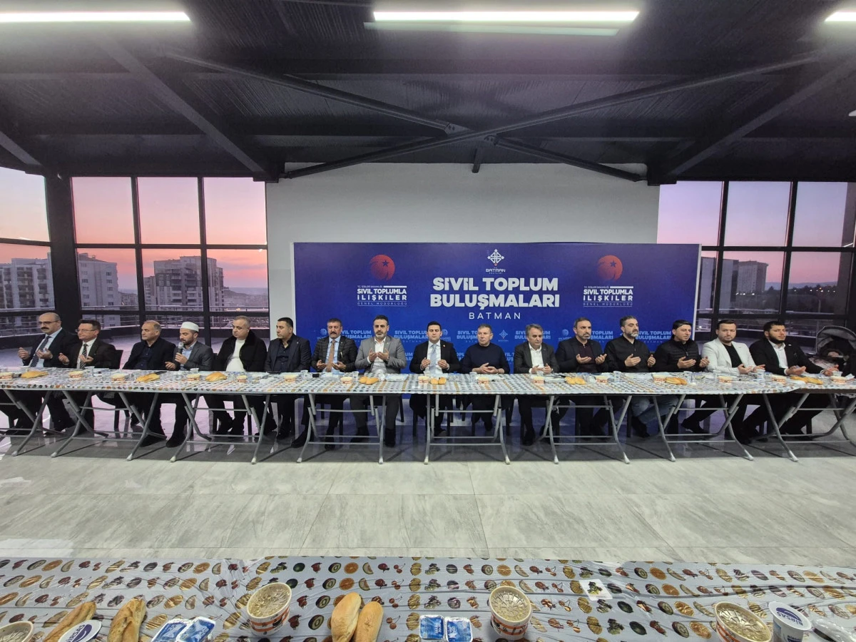 BATMAN'DA SANAYİCİ, İŞ İNSANLARI VE STK TEMSİLCİLERİ İFTAR PROGRAMINDA BİR ARAYA GELDİ