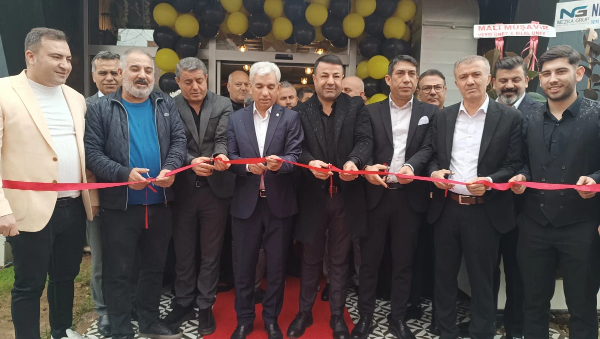 BATMAN&rsquo;DA YENİ BİR LEZZET DURAĞI ZEZ LOUNGE CAFE & RESTAURANT A&Ccedil;ILDI