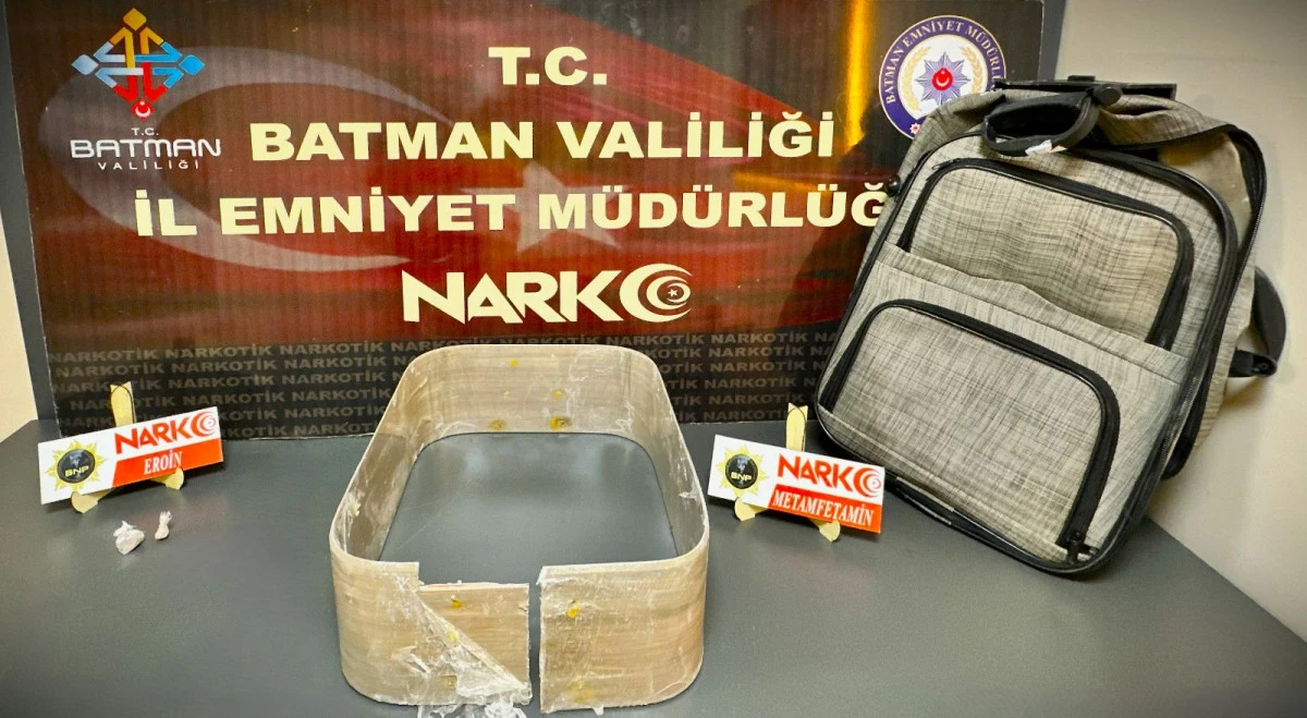 BATMAN&rsquo;DA ZEHİR TACİRLERİNE GE&Ccedil;İT YOK: VALİZE EMDİRİLEN UYUŞTURUCUYU &lsquo;MAİLO&rsquo; BULDU