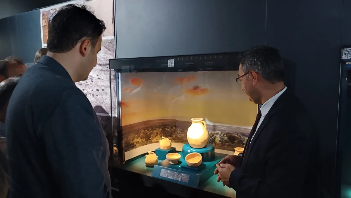 BATMAN’IN HASANKEYF MÜZESİ’NDE KURTARMA KAZILARINDAN ÇIKAN 26 ESER İLK KEZ ZİYARETE AÇILDI