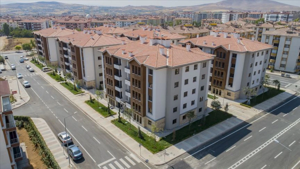 BATMANLI DEPREMZEDELER CEVAP BEKLİYOR