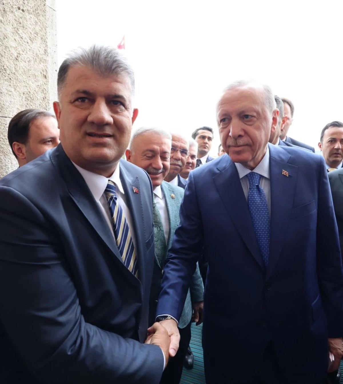 BATMANLI İŞ İNSANI SAVAŞ &Ccedil;ITANAK&rsquo;TAN CUMHURBAŞKANI ERDOĞAN&rsquo;A MECLİSTE ZİYARET