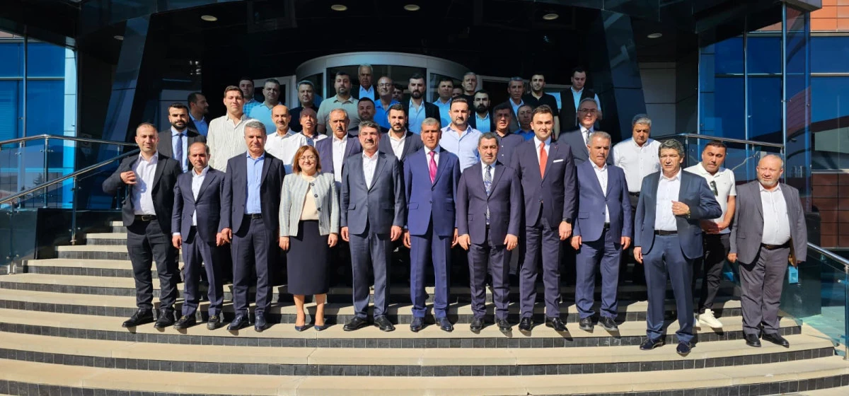 Batmanlı İş İnsanları Gaziantep'te Mahsum Altunkaya ile g&ouml;r&uuml;şt&uuml; 