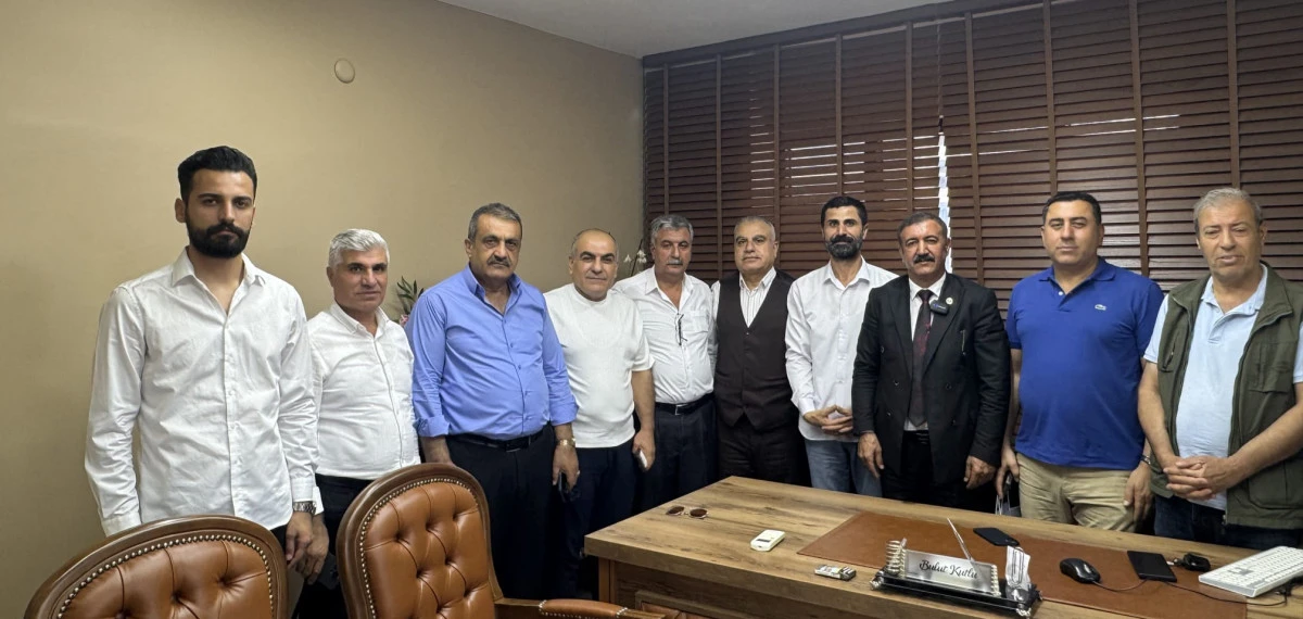BAYAM-BİR&rsquo;DEN GAZETEMİZE ZİYARET, "SEKT&Ouml;R İLE B&Uuml;ROKRASİ ARASINDA K&Ouml;PR&Uuml; OLACAĞIZ"