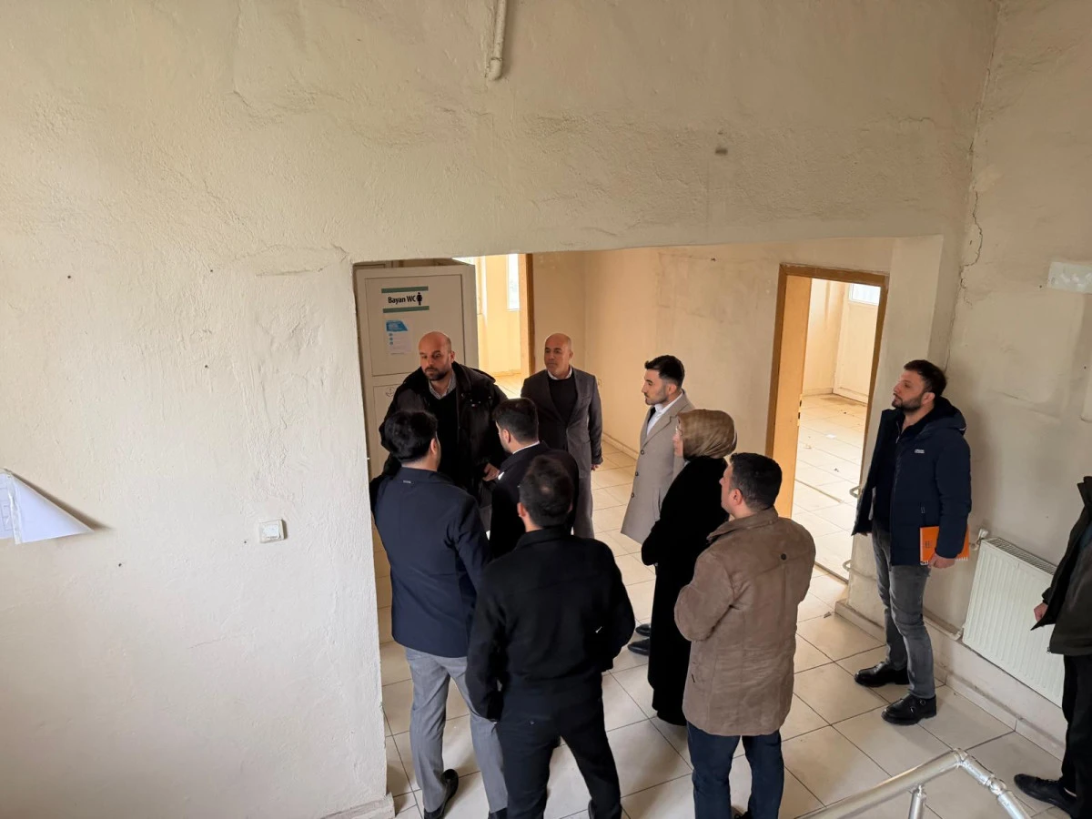 BEŞİRİ&rsquo;DE DİŞ SAĞLIĞI MERKEZİ BİLMECESİ: BİNA HAZIR, HİZMET YOK