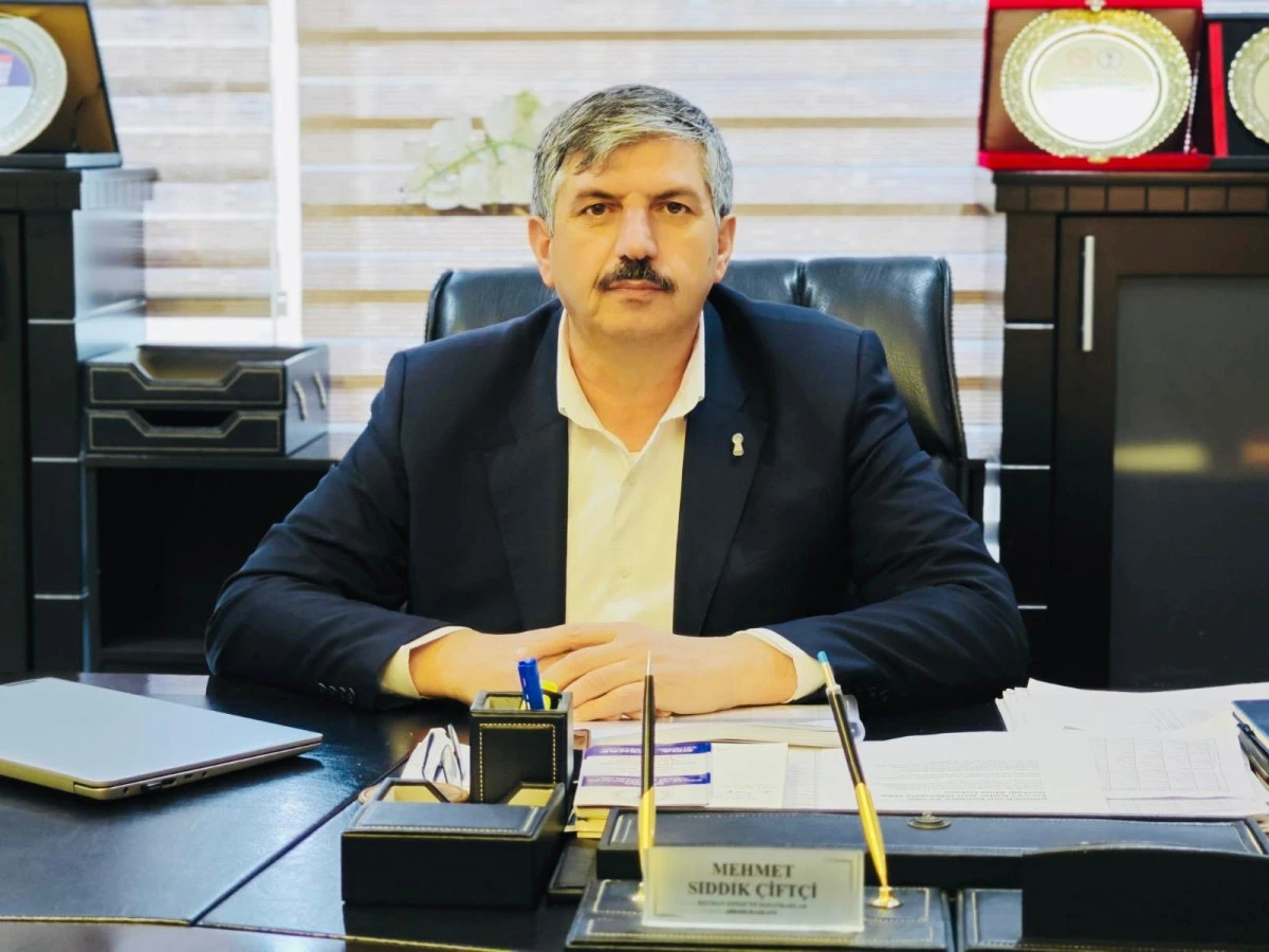 BESO BAŞKANI &Ccedil;İFT&Ccedil;İ: "BATMAN&rsquo;DA DANIŞMANLIK K&Uuml;LT&Uuml;R&Uuml;YLE ESNAFIMIZA BİR ARABA DEĞERİNDE KATKI SAĞLADIK"