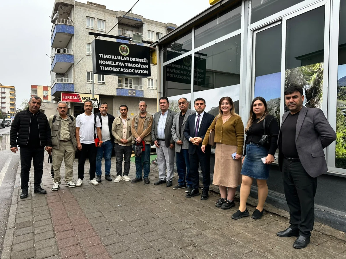 &Ccedil;ALIŞAN GAZETECİLER&rsquo;DEN TIMOKLULAR&rsquo;A ZİYARET