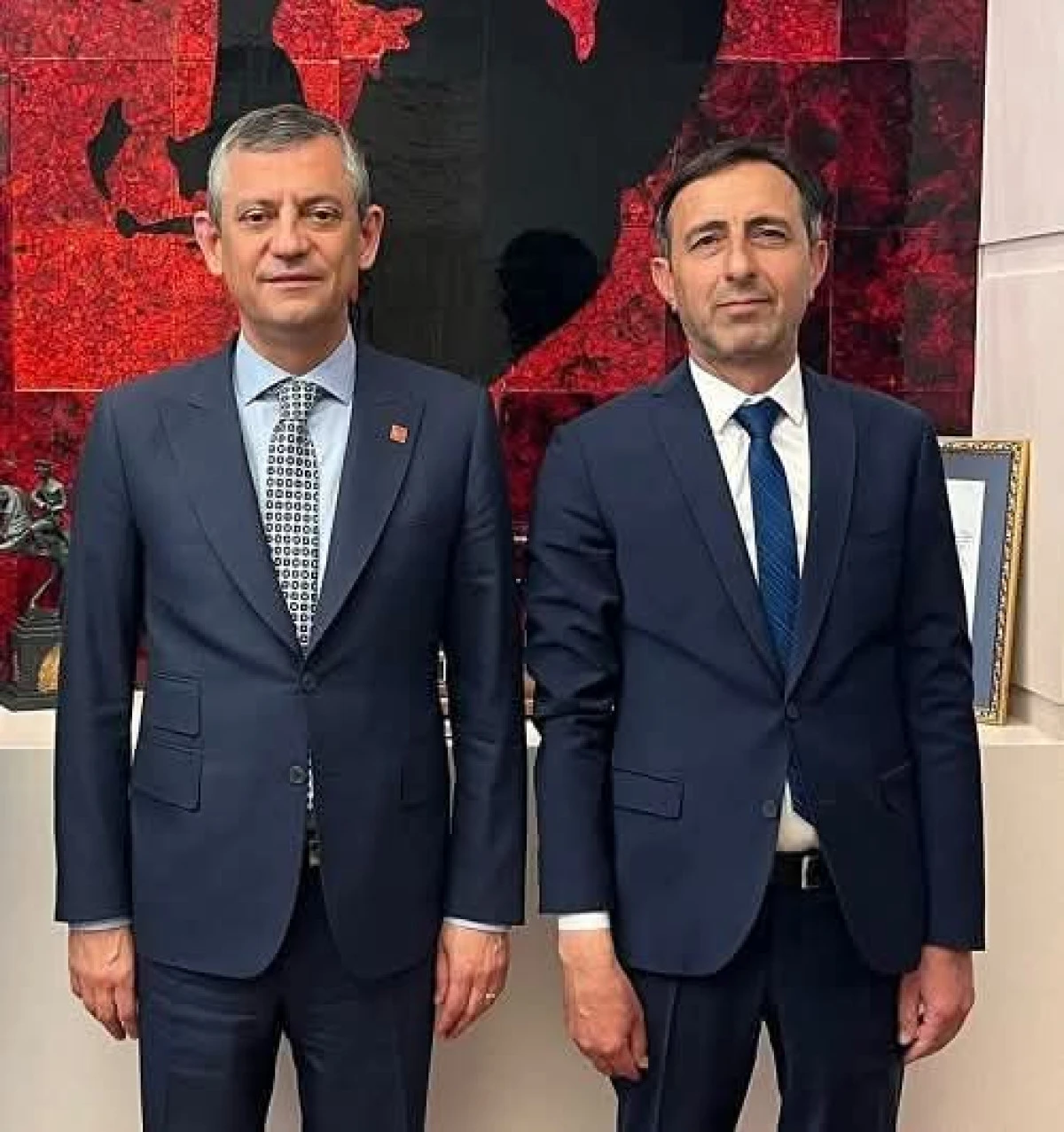 CHP Batman İl Başkanı Adnan Yaşar&rsquo;dan &Ouml;zg&uuml;r &Ouml;zel&rsquo;e Destek Mesajı