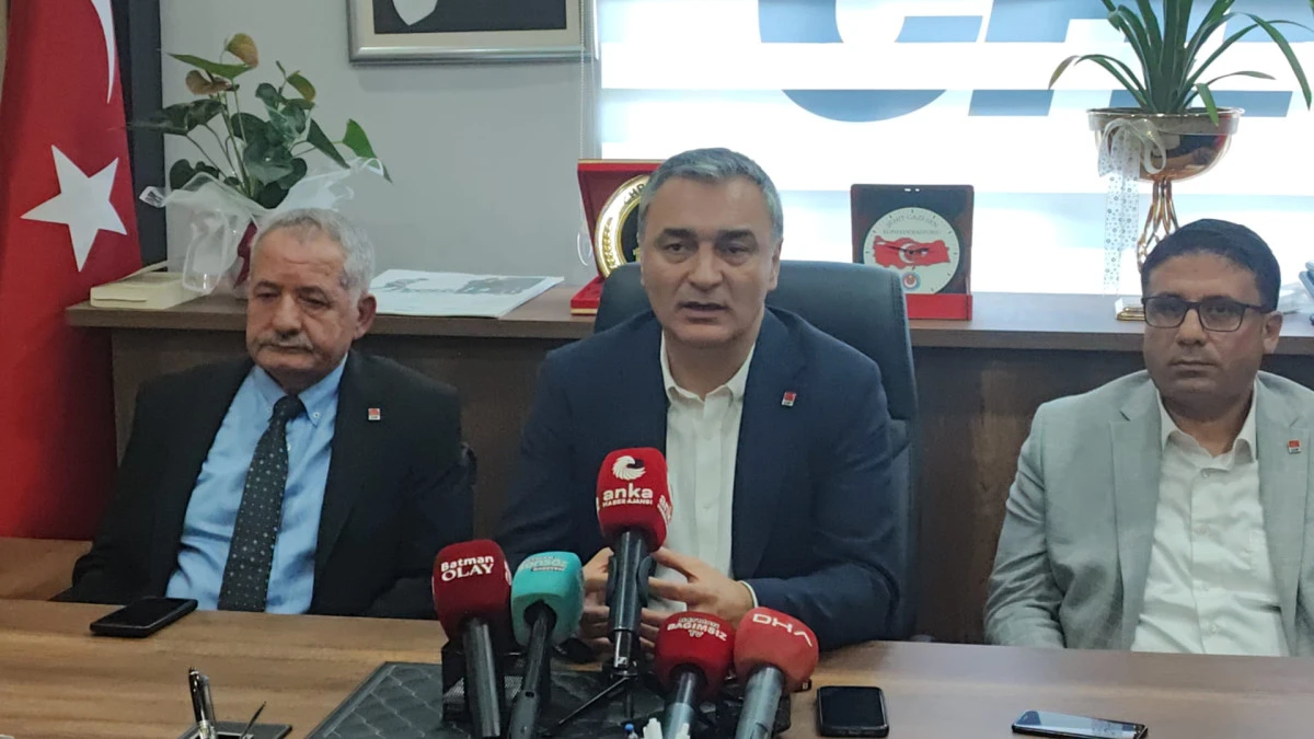 CHP S&Ouml;ZC&Uuml;S&Uuml; M&Uuml;SLİM SARI BATMAN'DA: "TER&Ouml;RS&Uuml;Z T&Uuml;RKİYE S&Uuml;RECİ BAŞLANGI&Ccedil; OLMALI"