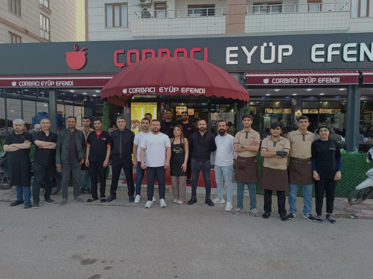 &Ccedil;ORBACI EY&Uuml;P EFENDİ BASIN MENSUPLARINI AĞIRLANDI