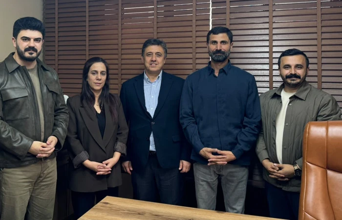 DEM Parti heyetinden Olay Gazetesi&rsquo;ne ziyaret