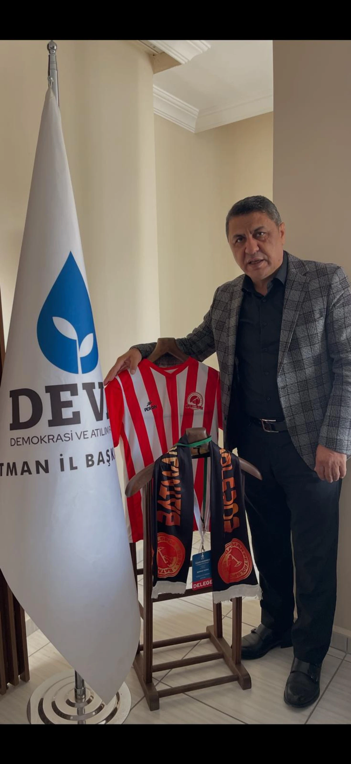 DEVA PARTİSİ BATMAN İL BAŞKANI ŞEHMUS YILMAZ: "BATMAN'A S&Uuml;PER LİG HEDEFİNE YAKIŞIR YENİ BİR STAT ŞART"