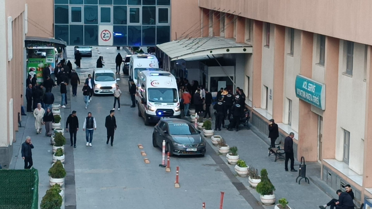 EŞİNİ SON ANDA KURTARDI