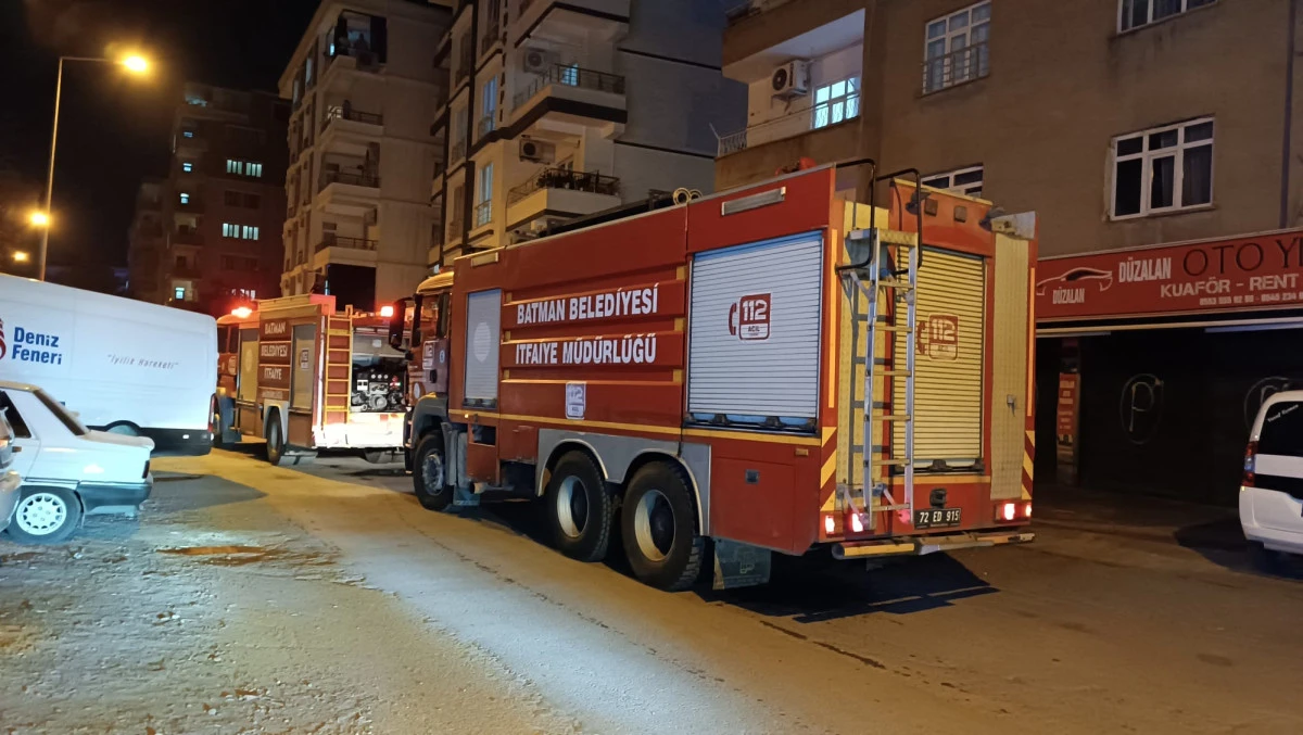 GAP MAHALLESİ’NDE ODUNLUK YANGINI KORKUTTU