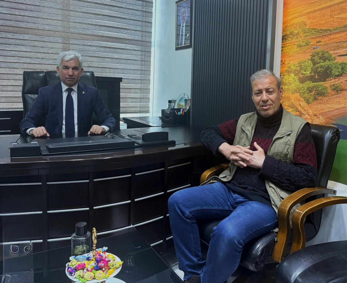 GAZETECİ ŞEHMUS USTABAŞI BESO BAŞKANI KAPLAN&rsquo;I ZİYARET ETTİ