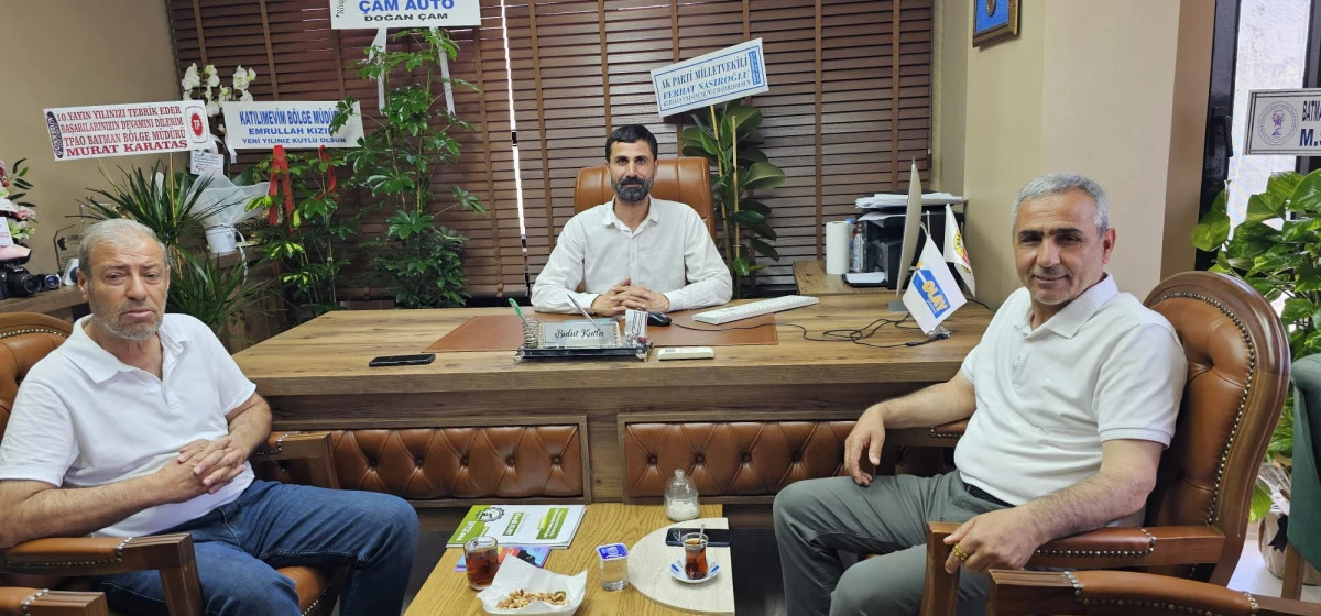 GAZETECİ YILMAZ EKİNCİ GAZETEMİZİ KUTLADI