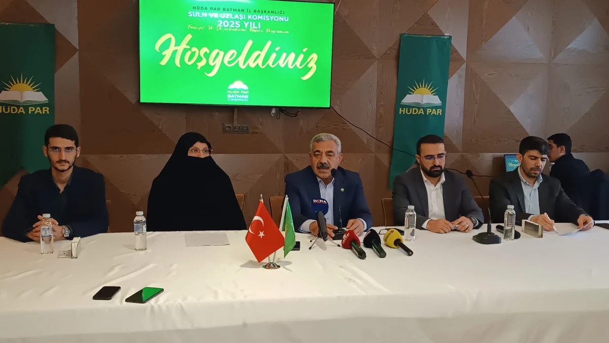 H&Uuml;DA PAR BATMAN İL BAŞKANLIĞI'NDAN 'SULH VE UZLAŞI' RAPORU: "2025 YILINDA TOPLUMSAL BARIŞ &Ouml;NCELİĞİMİZ OLDU"