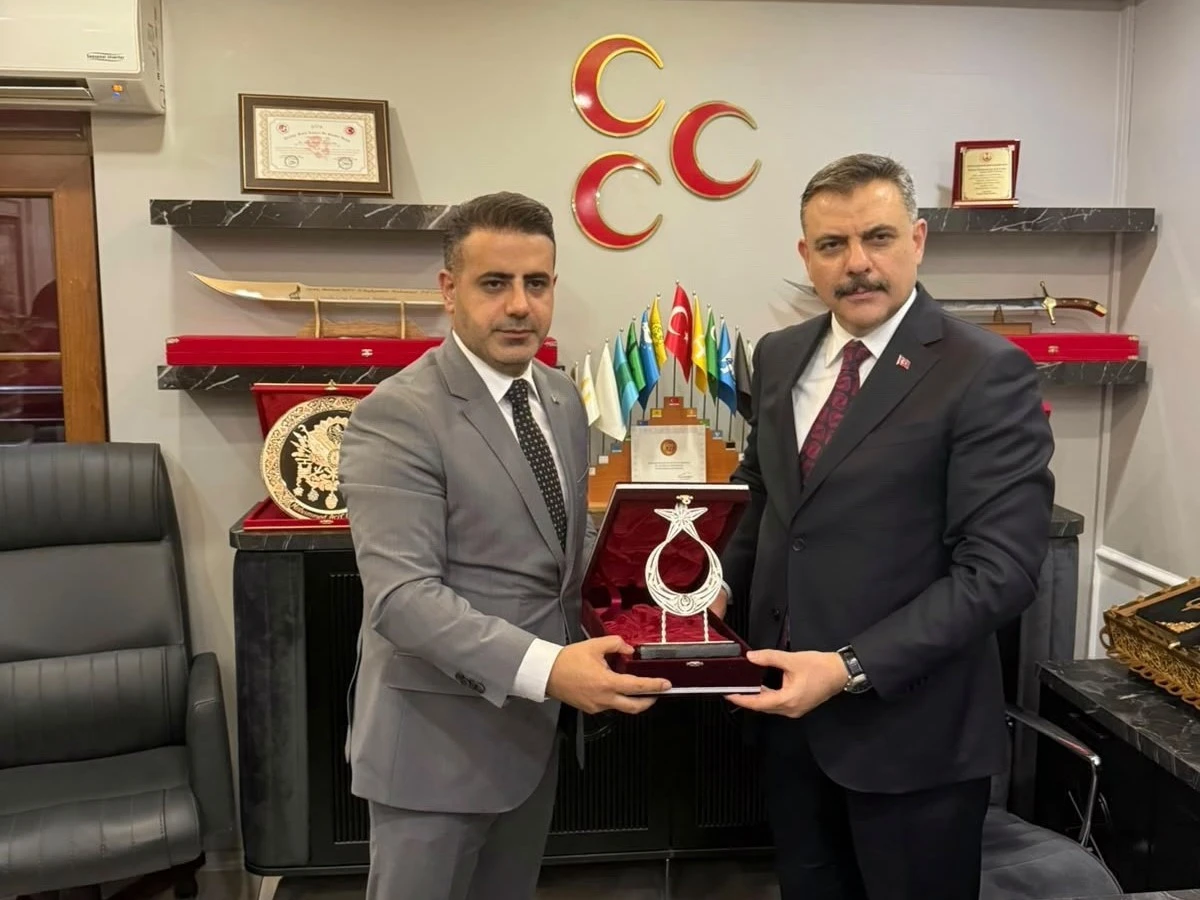 İ&Ccedil;İŞLERİ BAKANI MUSTAFA &Ccedil;İFT&Ccedil;İ&rsquo;DEN MHP BATMAN İL BAŞKANLIĞINA ZİYARET