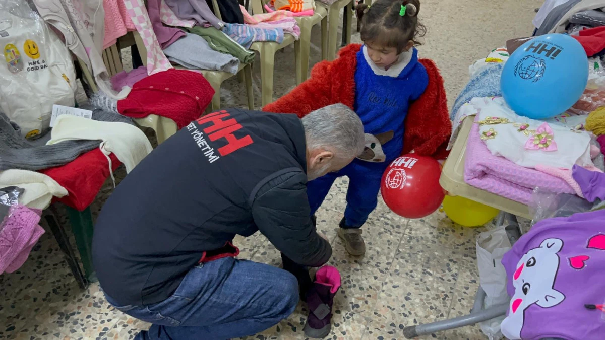 İHH BATMAN&rsquo;DAN HALEP&rsquo;TE Y&Uuml;REK ISITAN YARDIM