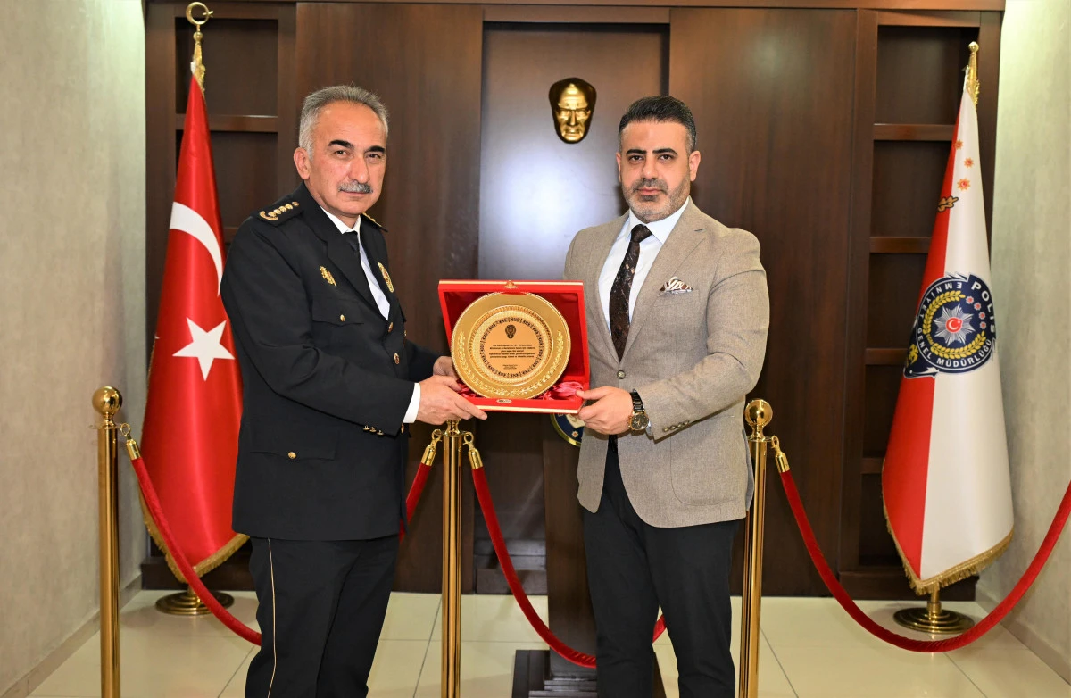 İl Başkanı &Ccedil;etin&rsquo;den Emniyet M&uuml;d&uuml;r&uuml; Kaba'ya Polis haftası ziyareti
