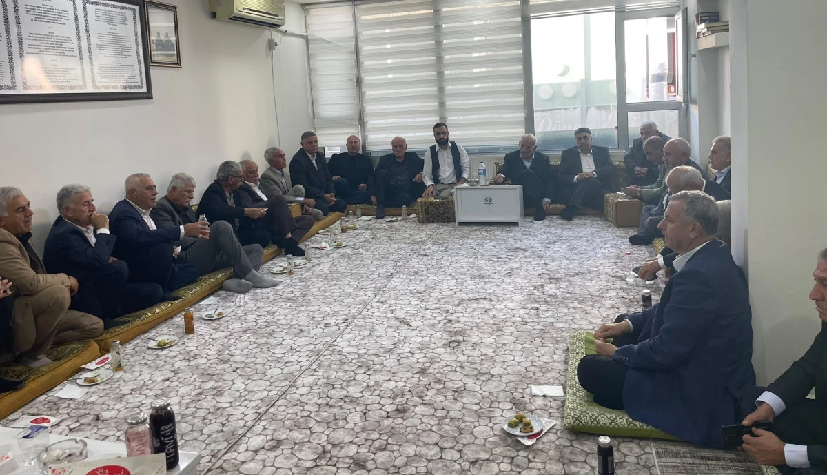 KOZLUK'TA 70 YILLIK HUSUMET BARIŞLA SON BULDU