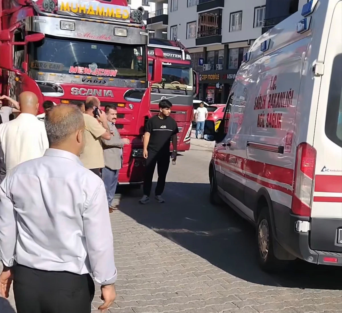 KOZLUK&rsquo;TA KAMYONUN &Ccedil;ARPTIĞI YAYA YARALANDI