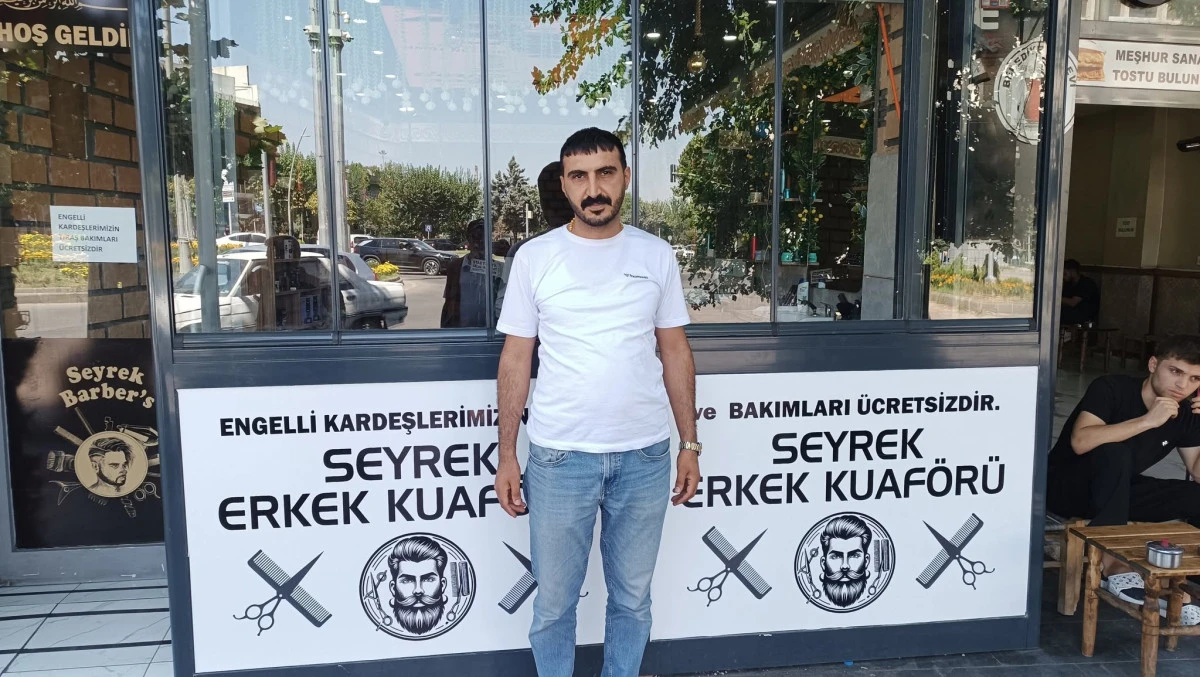 KUAF&Ouml;R &Ouml;MER SEYREK&rsquo;TEN ENGELLİ BİREYLERE ANLAMLI DESTEK