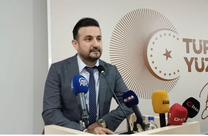 MENSUR M&Uuml;JDECİ: &ldquo;BASIN, DEMOKRASİMİZİN G&Uuml;&Ccedil;L&Uuml; SESİDİR&rdquo;