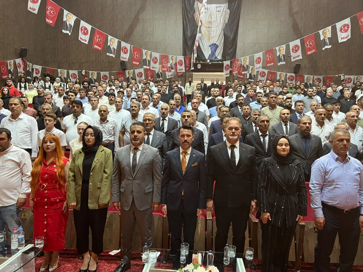 MHP Batman Merkez İl&ccedil;e Kongresi&rsquo;nde Ramazan Toy g&uuml;ven tazeledi